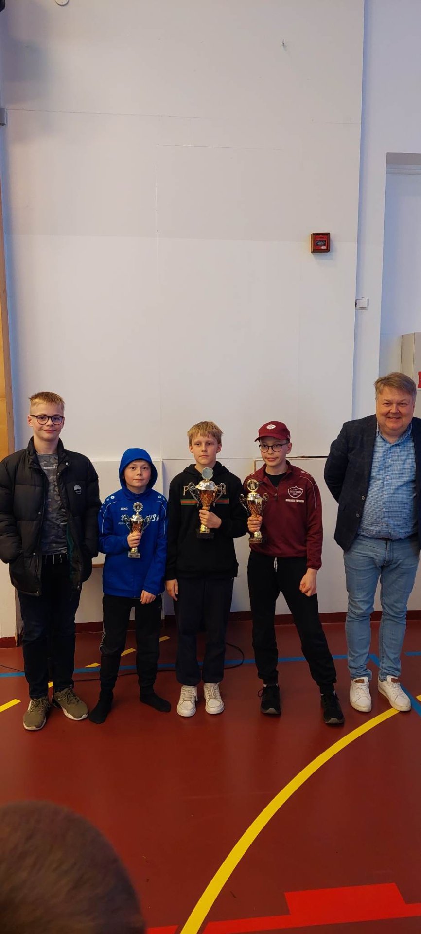 F.v. Þorgeir Elís Flúðaskóla 4.sæti, Stefán Fannar Flúðaskóla 3.sæti, Unnsteinn Magni Reykholtsskóla…